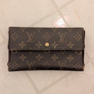 Authentic Louis Vuitton Vintage Monogram Long Wallet – Distressed Patina